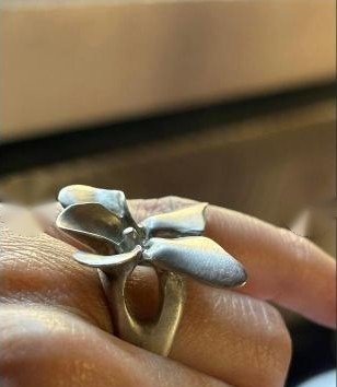 Violetta, anello in argento 925